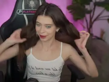 Chaturbate Free Porn Cam of bright_diamonds_054