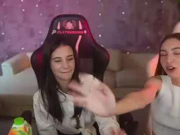 Chaturbate Live Sex Cam of bright_diamonds_054