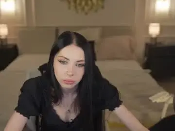 Chaturbate Nude Webcam of bright_diamonds_054