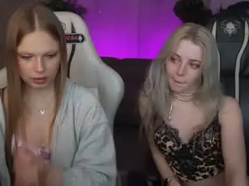 Chaturbate Free Porn Cam of bright_diamonds_054