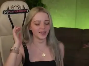 Chaturbate Live Porn of bright_diamonds_054