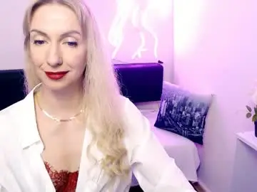 Chaturbate Watch Live Sex Cams of cute_smile_shy