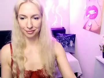 Chaturbate Live Porn of cute_smile_shy