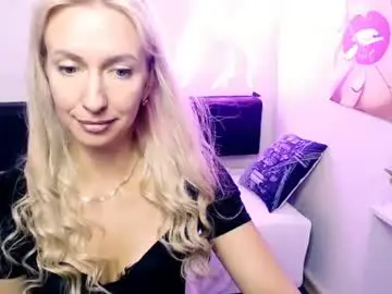Chaturbate Adult Webcams of cute_smile_shy