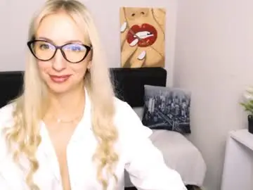 Chaturbate Adult Video Chat of cute_smile_shy