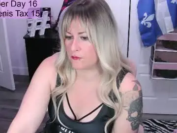 Chaturbate Live Sex Cam of gennyrock