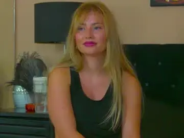 Chaturbate Watch Live Sex Cams of misshanight