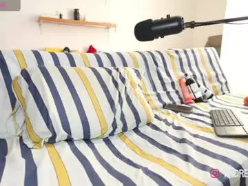 Chaturbate Live Porn of little_bear00
