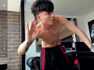 Chaturbate Adult Webcam of pretur_crubaa