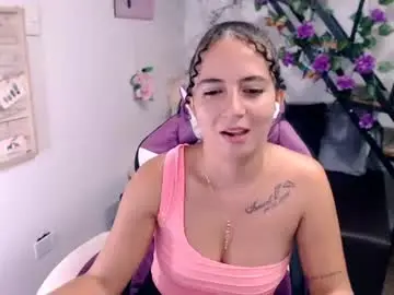 Chaturbate Free Porn Cam of samantha2girl