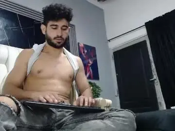Chaturbate Live Sex of aaron_jones_1