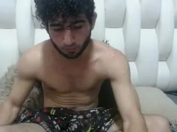 Chaturbate Adult Webcam of aaron_jones_1