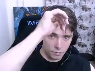 Chaturbate Free Porn Cam of dmitryromanov