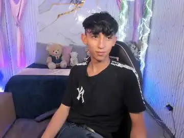 Chaturbate Best live sex cam show of ethann_tay1