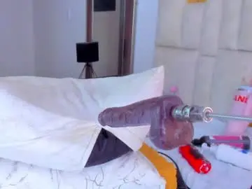 Chaturbate Free Porn Cam of halie728