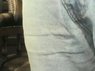Chaturbate Live Sex Cam of hungukkinky