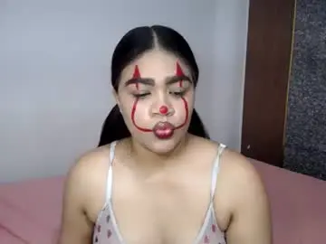 Chaturbate Live Sex Cam of isamoon99
