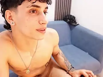 Chaturbate Live Sex Cam of jhoanleandro
