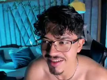 Chaturbate Watch Live Sex Cams of nicolaikarav