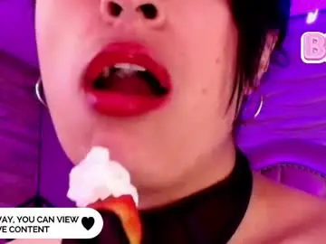 Chaturbate Sex Chat of roxanne_han