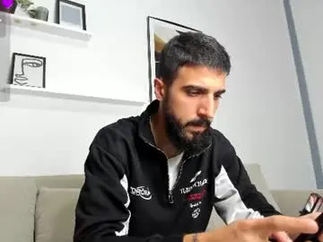 Chaturbate Sex Cam of zeyn_edwards