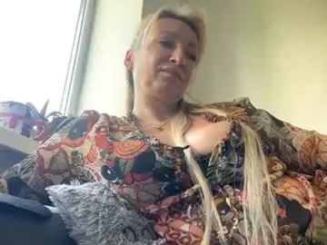 Chaturbate Adult Video Chat of gentlefever