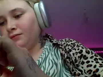 Chaturbate Live Sex Cam of light_lunaa