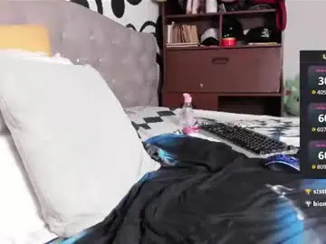 Chaturbate Live Sex Cam of juan_bruce