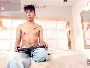 Chaturbate Adult Webcams of liaml_18_
