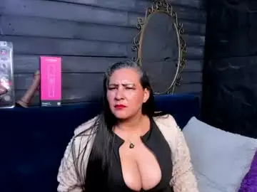 Chaturbate Live Sex Cam of victoria_kyler