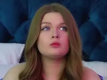 Chaturbate Live Sex Cam of crystallyons