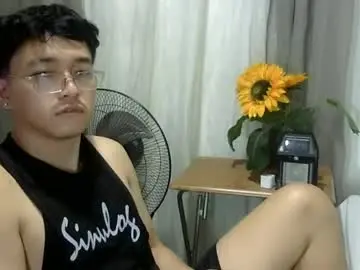 Chaturbate Adult Webcam of cute_enzo24