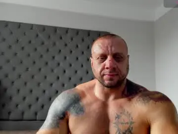 Chaturbate Watch Live Sex Cams of ironhulk22