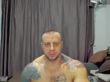 Chaturbate Live Sex Cam of ironhulk22