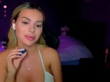Chaturbate Live Porn of ayla_demir