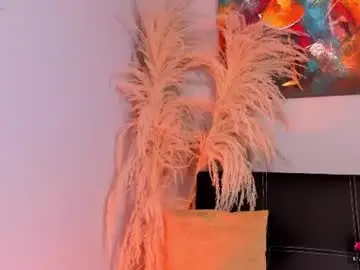 Chaturbate Live Sex Cam of emma__clark__