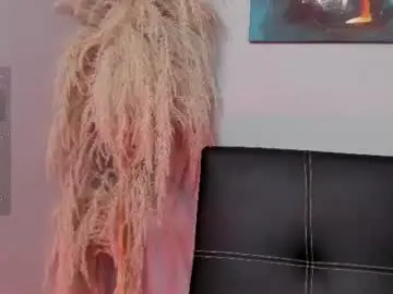 Chaturbate Live Porn of emma__clark__