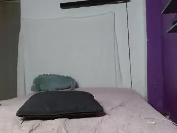 Chaturbate Live Sex Cam of irisbell_