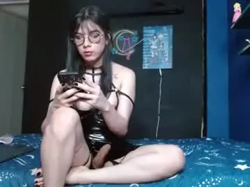 Chaturbate Best live sex cam show of irisbell_