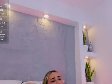 Chaturbate Live Sex of miavegax
