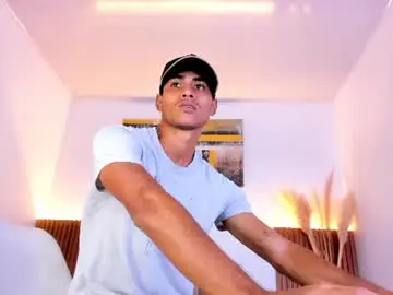 Chaturbate Adult Webcams of zander_2120