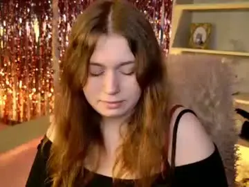 Chaturbate Live Sex Cam of fioramarmoris