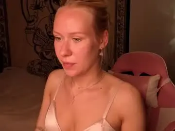 Chaturbate Best live sex cam show of pureeangel
