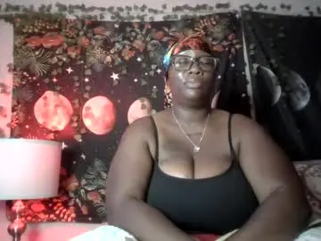 Chaturbate Live Sex of bigmamamocha