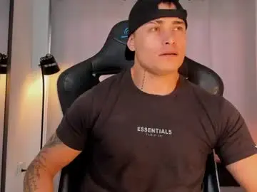 Chaturbate Free Porn Cam of connorsmith_26