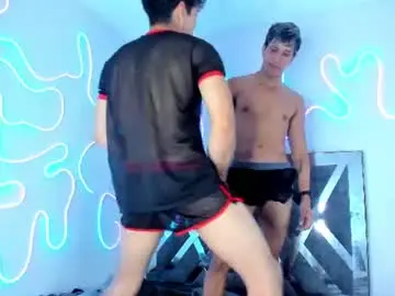 Chaturbate Sex Cam of robertmiller21