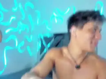 Chaturbate Nude Webcam of robertmiller21