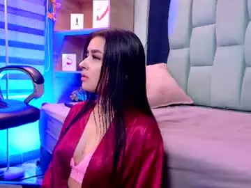 Chaturbate Nude Webcam of emilygh1_