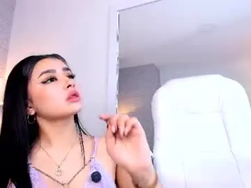 Chaturbate Free Porn Cam of emilygh1_