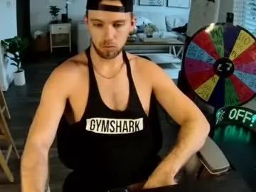 Chaturbate Live Sex Cam of troy_greenxo
